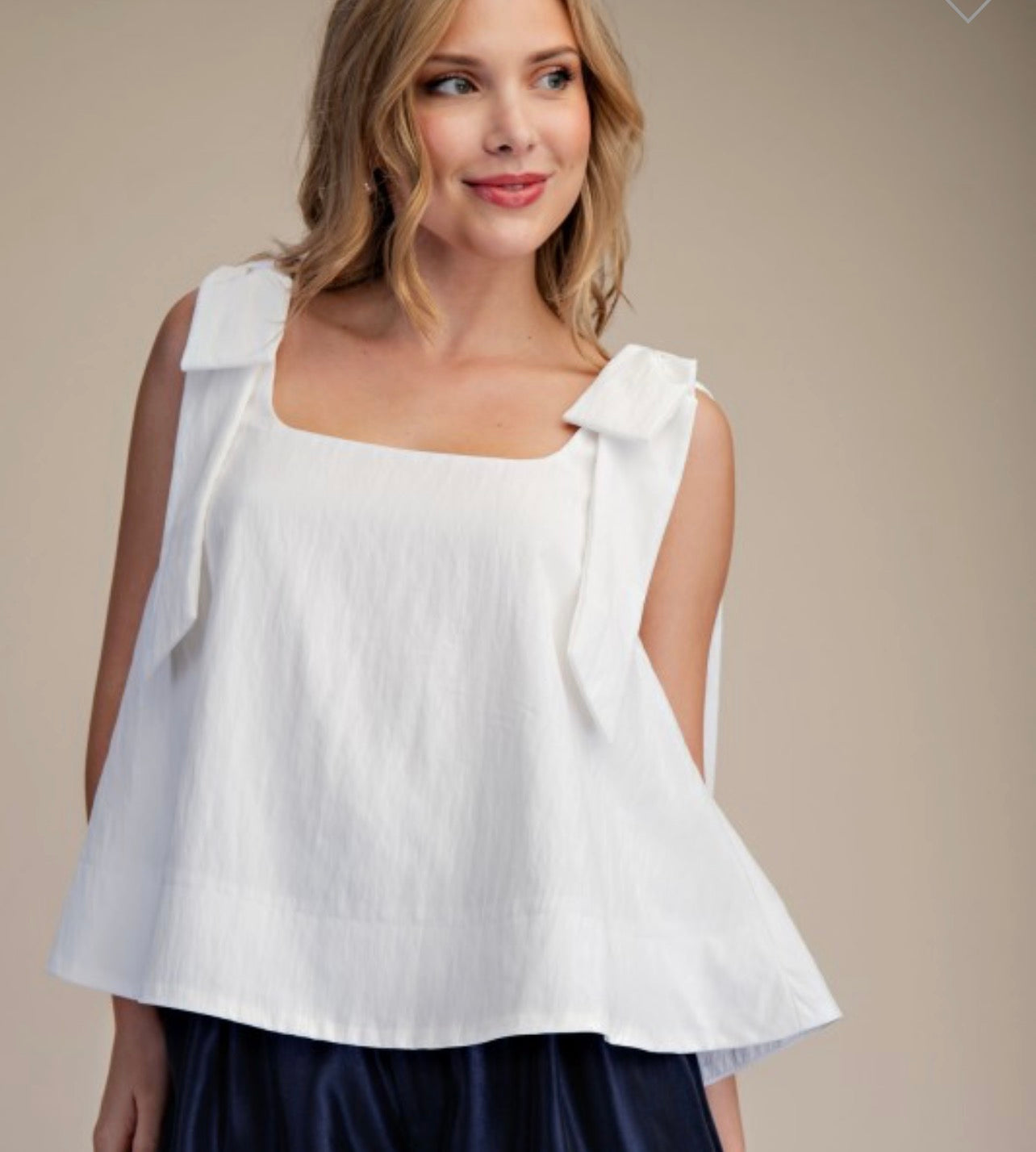 Scoop Neck Bow Shoulder Top