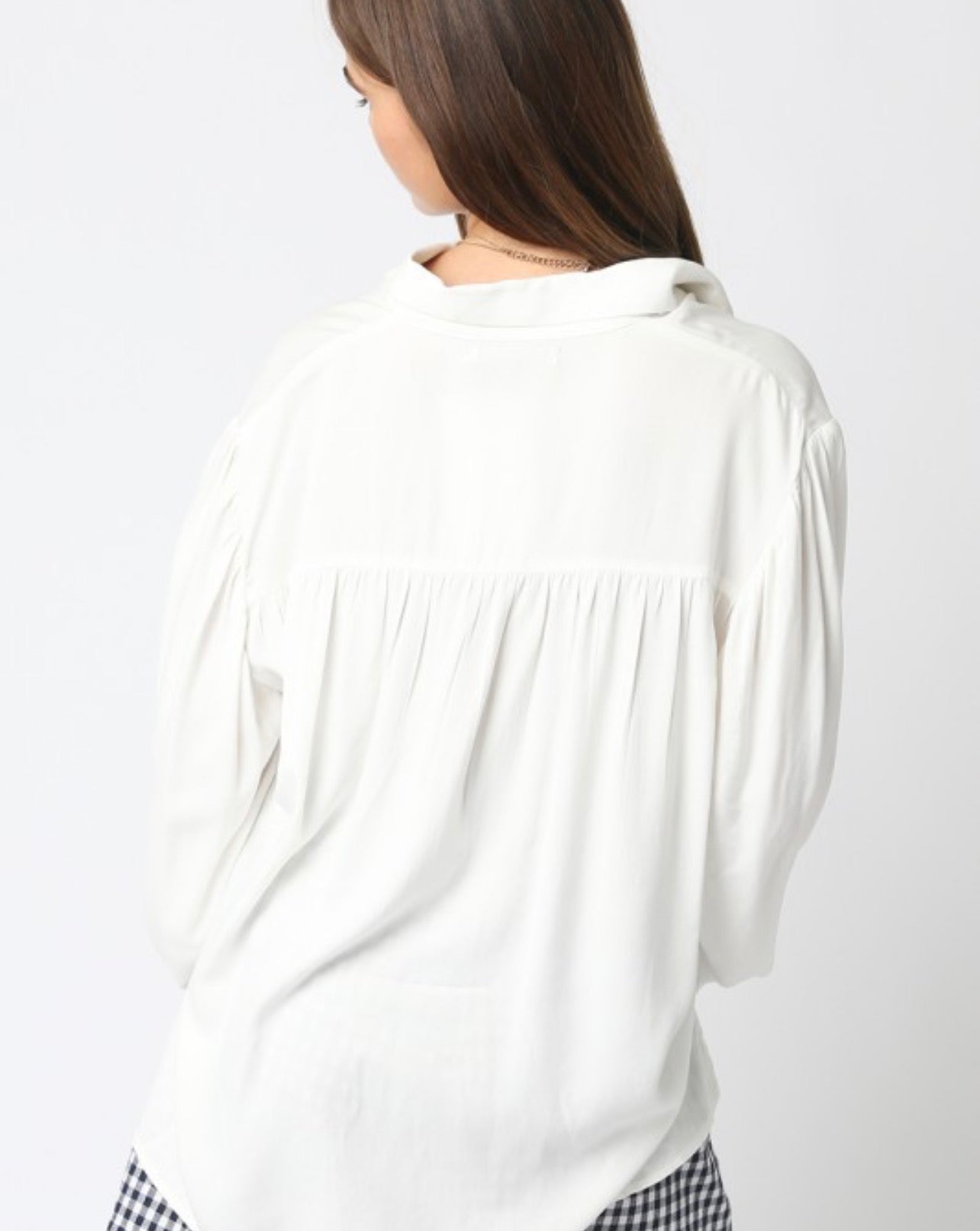 White Button Up Blouse w/ Puff Sleeve
