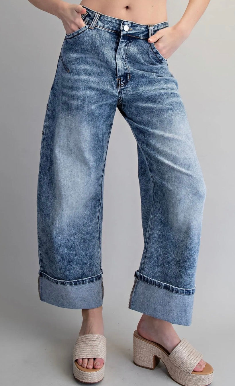 Cropped Barrel Jeans